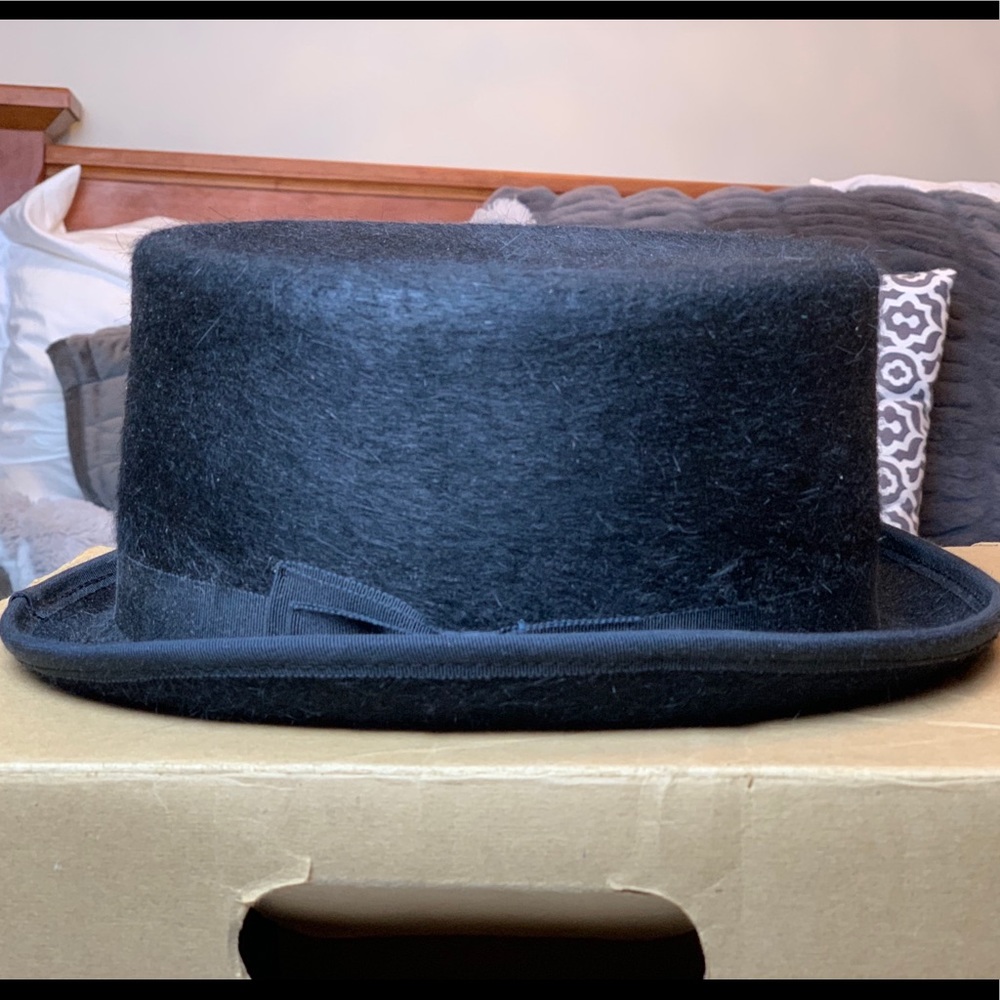 Dressage top hat